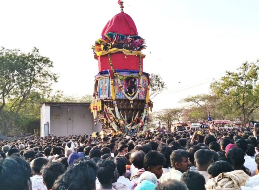 ಮಡ್ರಳ್ಳಿ ಶ್ರೀ ಚೌಡೇಶ್ವರಿ ದೇವಿ ರಥೋತ್ಸವಕ್ಕೆ ಹರಿದು ಬಂದ ಜನಸಾಗರ 